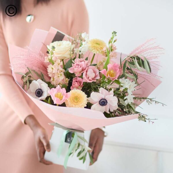 Spring Trending Hand-tied Lily Free